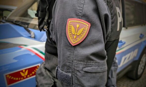 https://www.quotidianopiemontese.it/wp-content/uploads/2026/07/reparto-mobile-polizia-590x354.jpg