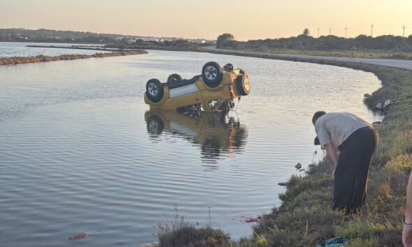 https://www.quotidianopiemontese.it/wp-content/uploads/2026/08/auto-ribaltata-saline-formentera-590x354.jpg