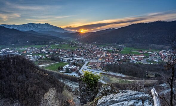 https://www.quotidianopiemontese.it/wp-content/uploads/2026/08/roccaforte-mondovi-590x354.jpg
