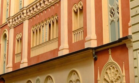https://www.quotidianopiemontese.it/wp-content/uploads/2026/08/sinagoga-alessandria-590x354.jpg