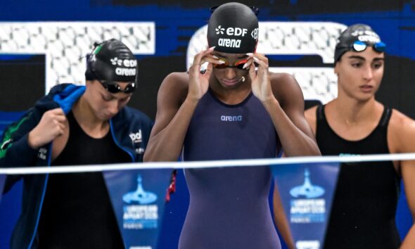 https://www.quotidianopiemontese.it/wp-content/uploads/2026/08/staffetta-4x100-nuoto-italia-590x354.jpg