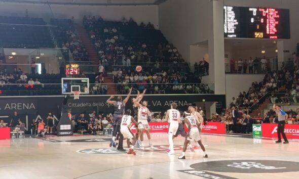 Supercoppa basket, Derthona sconfitta in casa, Venezia va in finale