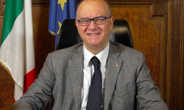 https://www.quotidianopiemontese.it/wp-content/uploads/2026/09/ministro-valditara-590x354.png