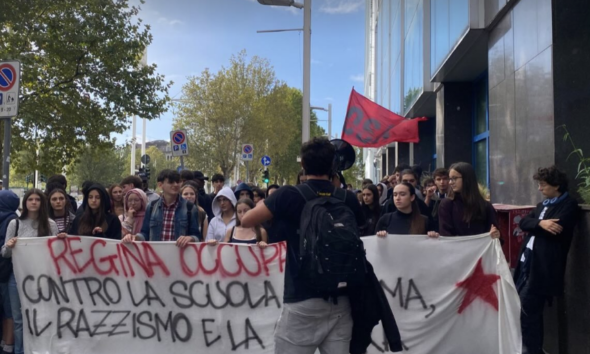 https://www.quotidianopiemontese.it/wp-content/uploads/2026/10/licei-rivolta-torino-590x354.png